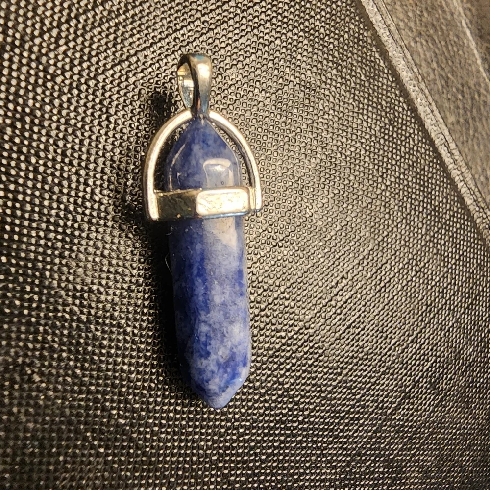 BLUE SODALITE DOUBLE POINT STONE CHAKRA PENDANT NECKLACE HEXAGON W/CORD ☆